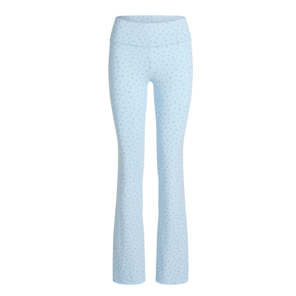 NWT SKIMS Cotton Jersey Foldover Pant Powder Blue Micro Floral Size Medium - Picture 3 of 4